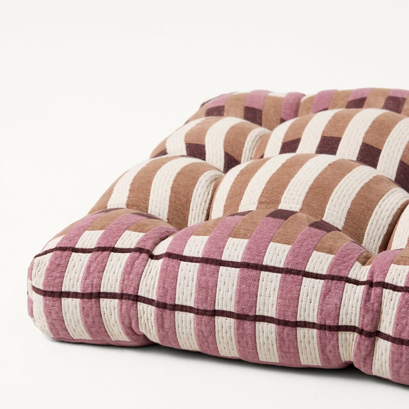 Orson Mulberry Pet Bed