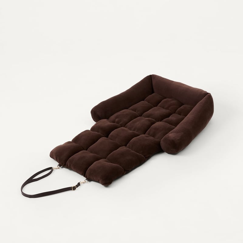 Marshmallow Chocolate Fold-Out Pet Bed