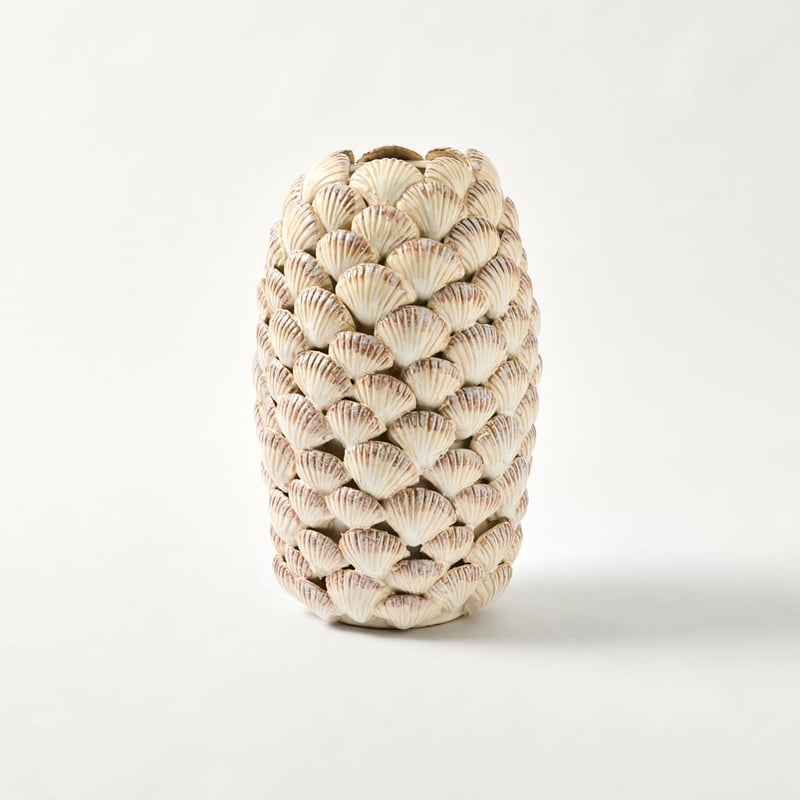 3D White & Natural Shell Vase