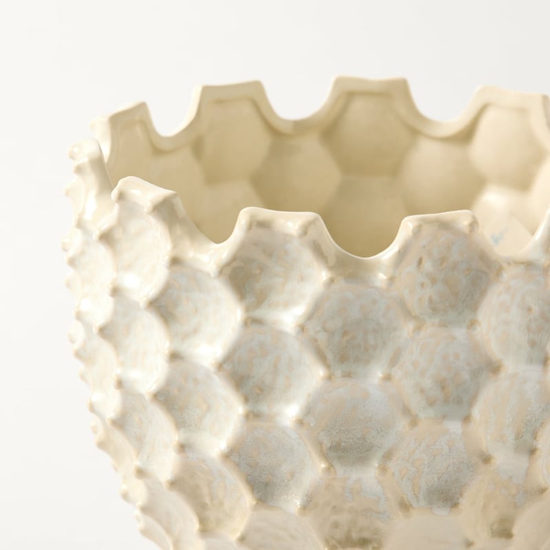 Shoreline White Pot