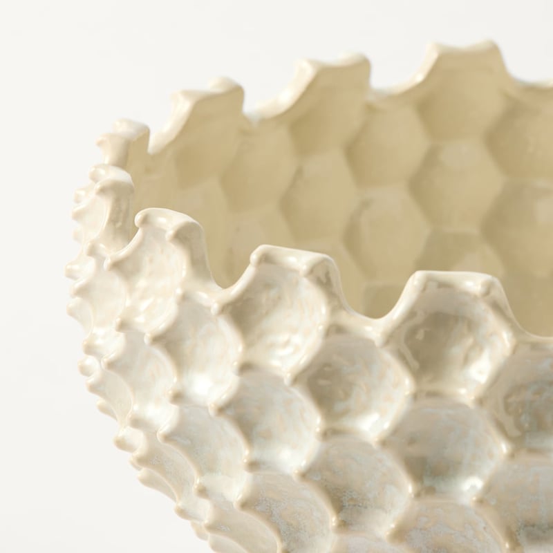 Shoreline White Pot