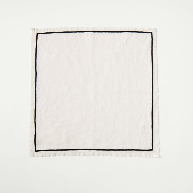 Mayfair White & Black Trim Linen Napkin Pack of 4