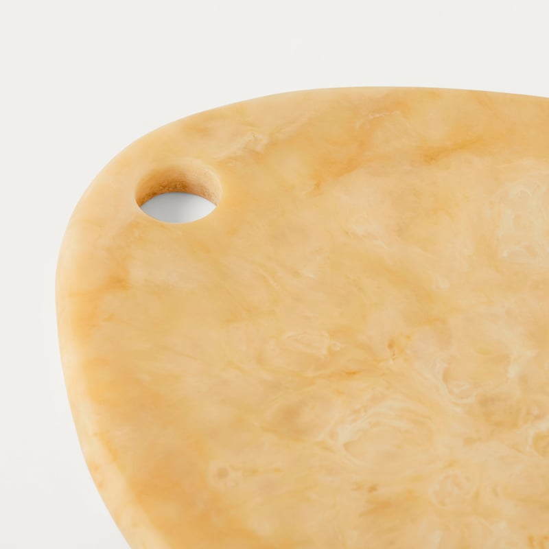 Arto Caramel Resin Board & Knife Set
