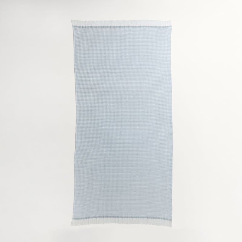 Bowie Clear Water Throw