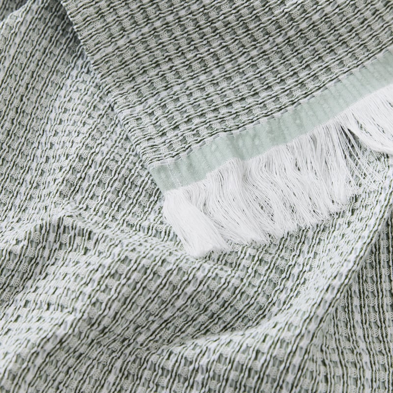 Bowie Chive Throw