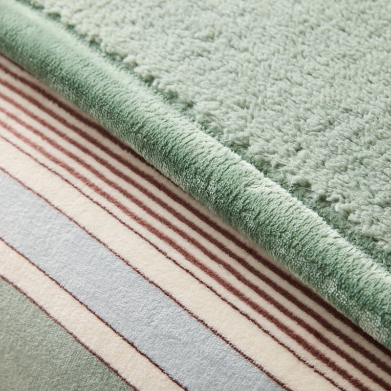  Fern Stripe Sherpa Blanket