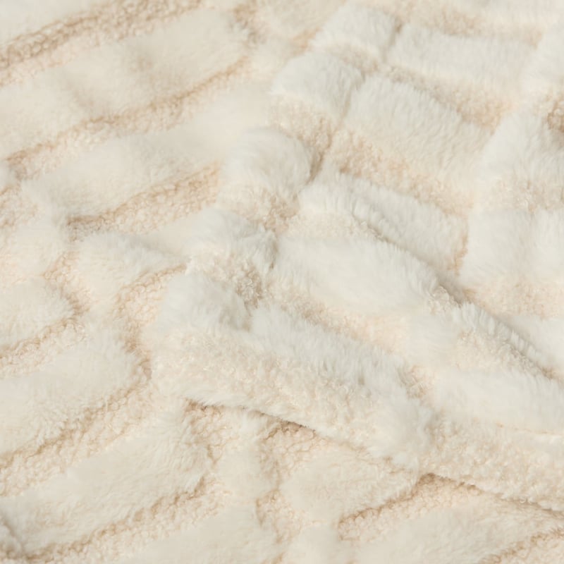 Latvia Natural Grid Throw