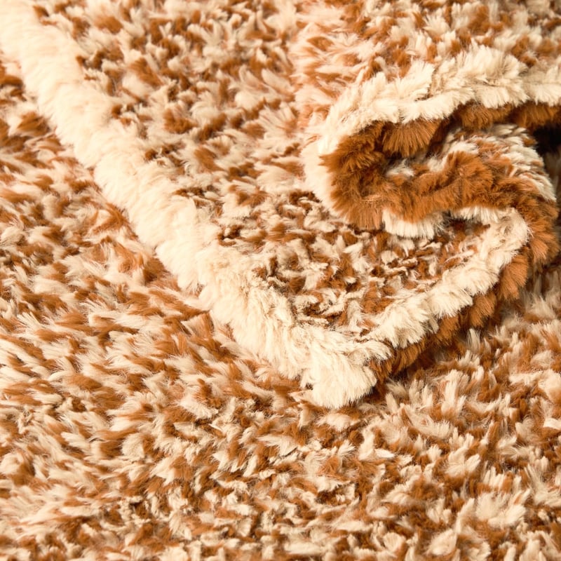 Munich Feather Yarn Pecan Throw