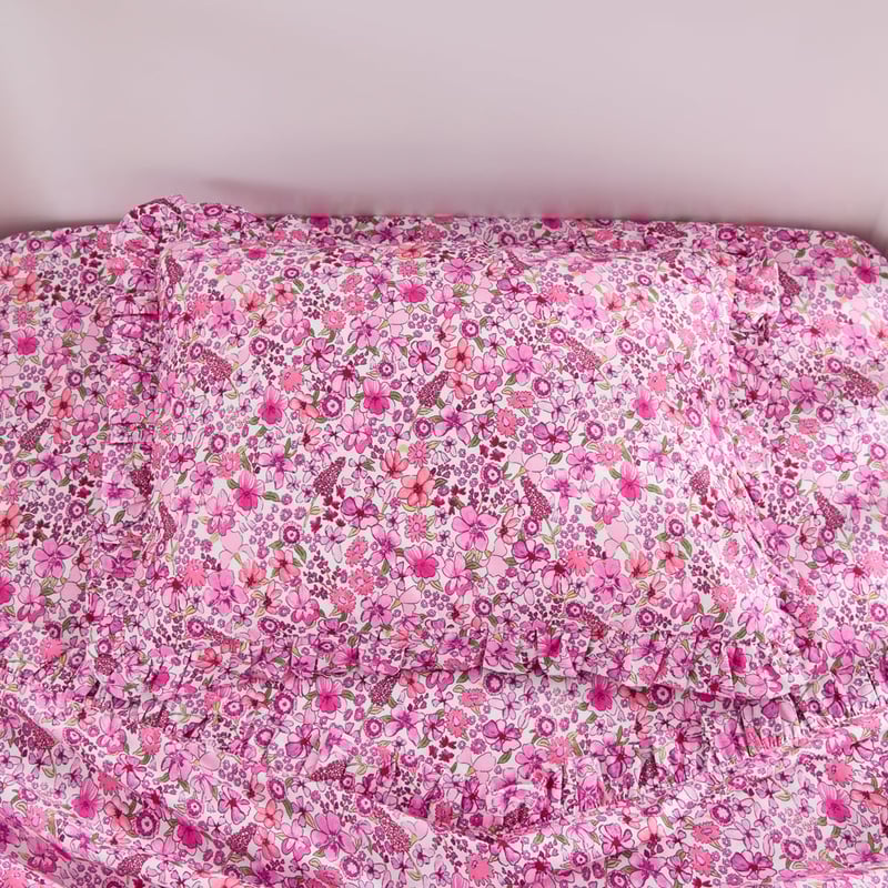 Heirloom Ellie White Ruffle Sheet Set