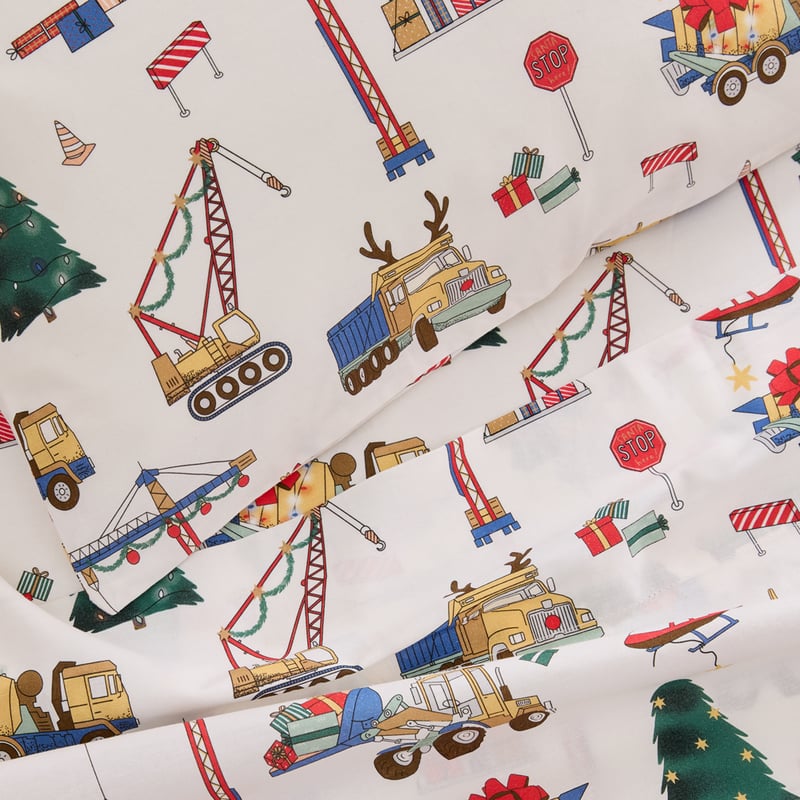Digging Christmas Natural Cot Sheet Set