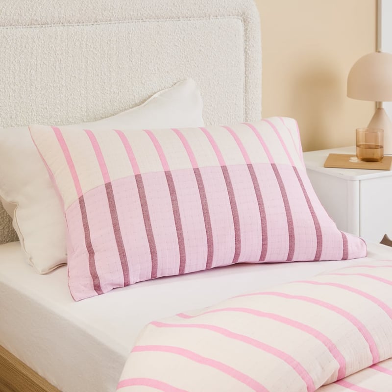 Freddie Matelasse Pink Quilt Cover Set