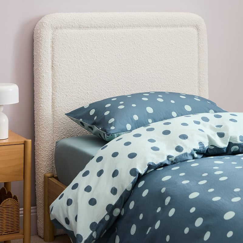 Flynn White Boucle Bedhead