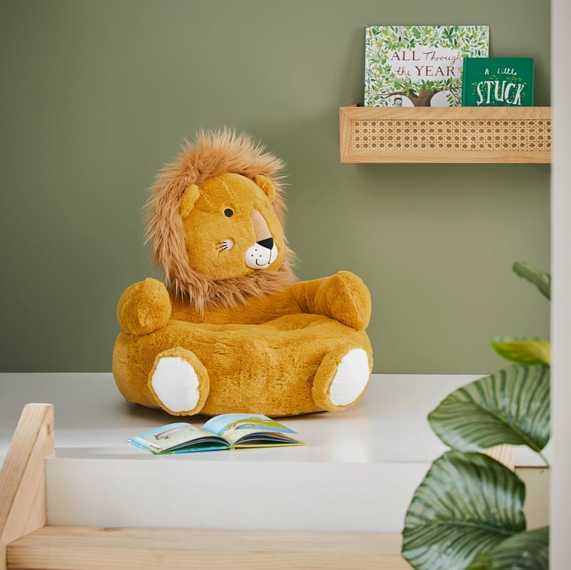 Leo Lion Mustard Cuddle Chair