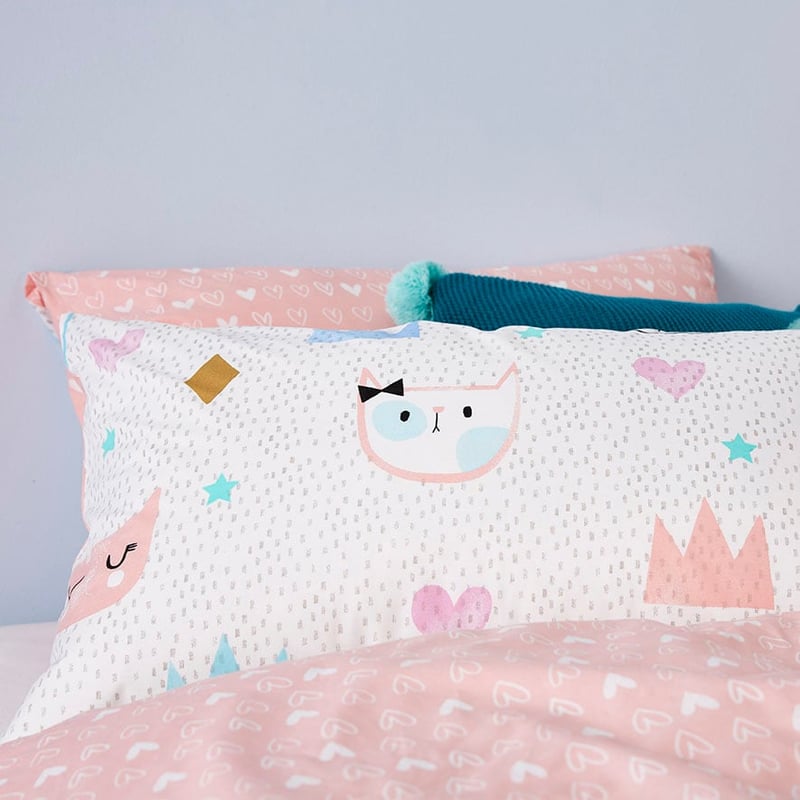 Kitty Dreams Quilt Cover Set
