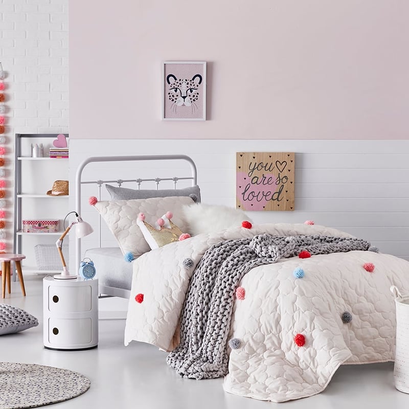 Jessa Pom Pom Coverlet