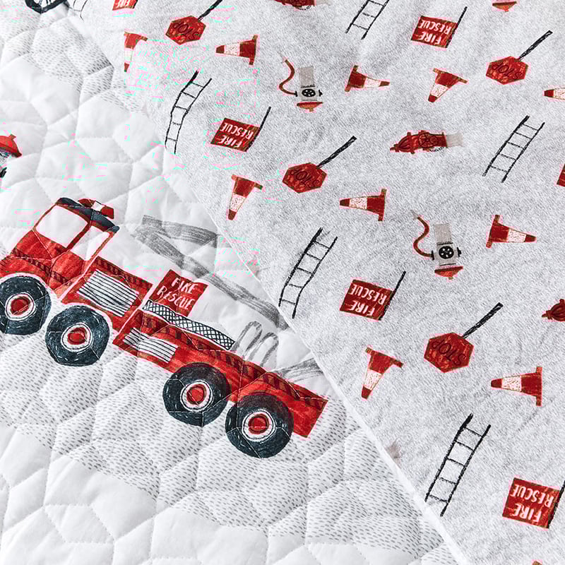 Emergency Quilted Grey & Red Quilt Cover Set