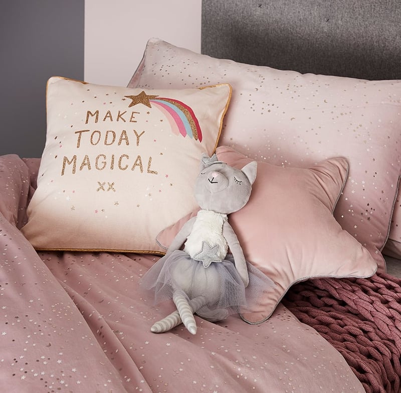 Magic Night Velvet Pink Quilt Cover Set