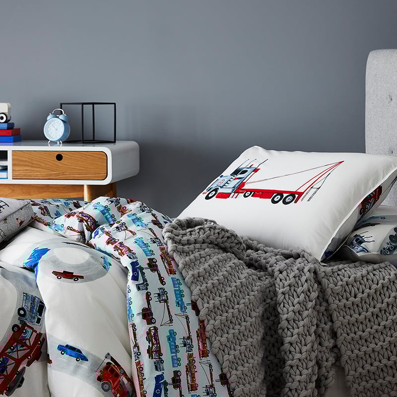 Keep on Truckin Quilt Cover Set Multi