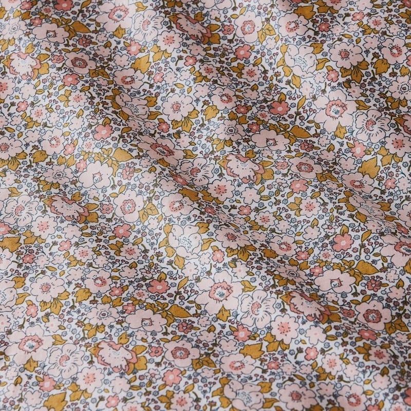 Blossom Scallop Multi Quilt Cover Set