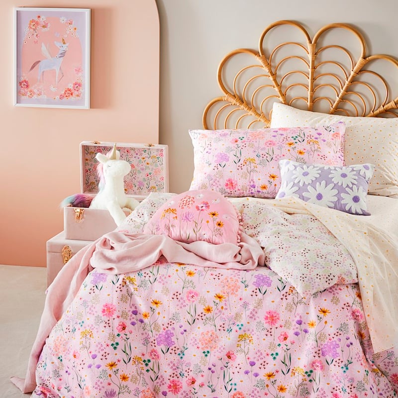 Sashas Garden Soft Pink Quilt Cover Set