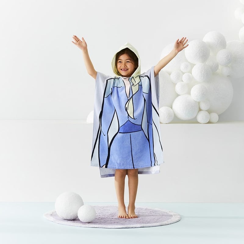 Frozen 2 Elsa Hooded Beach Towel