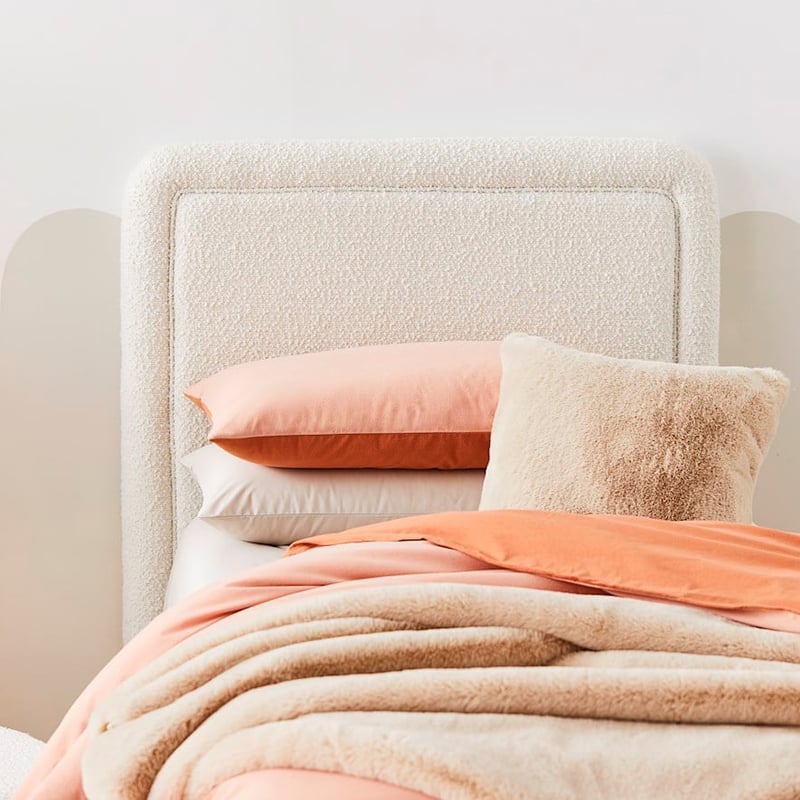 Boucle White Bedhead
