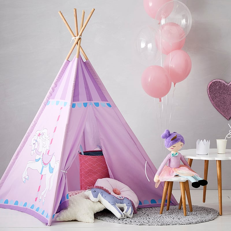 Teepee Carousel