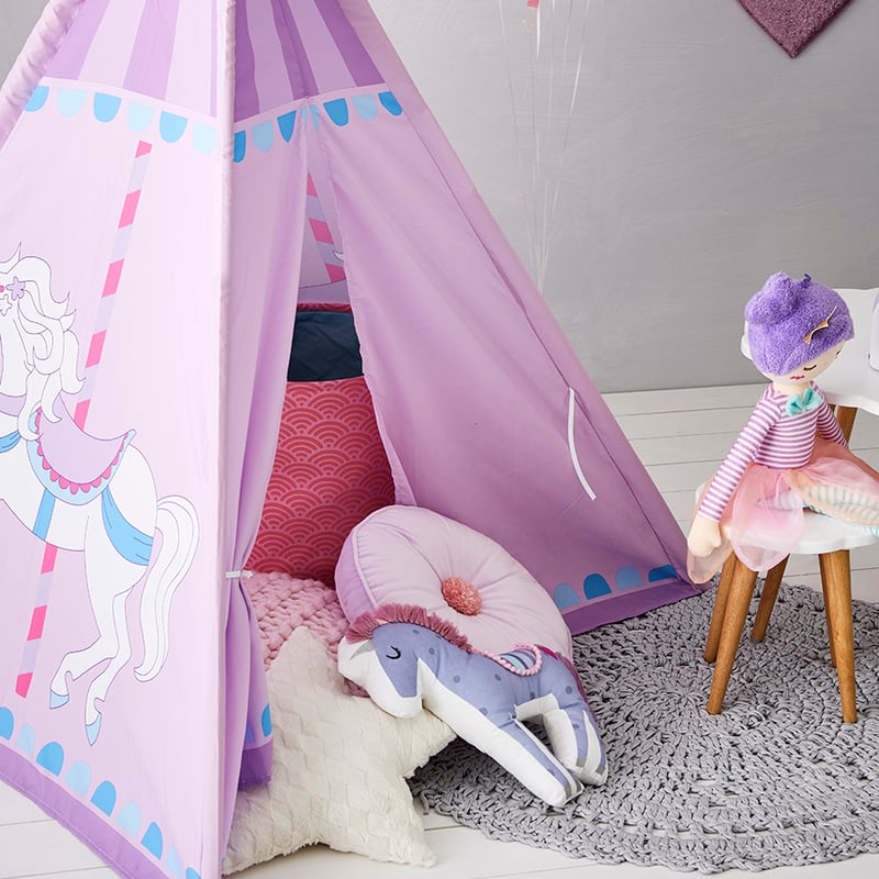 Teepee Carousel