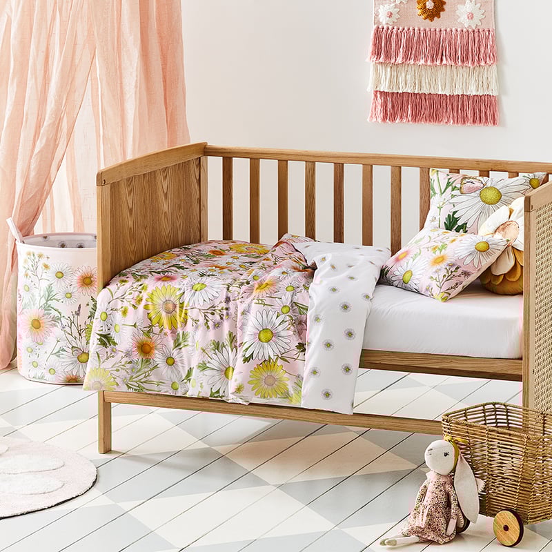 Daisy Dreams Cot Quilt Cover Set