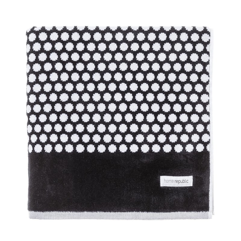 Eclipse Towel  Black & White