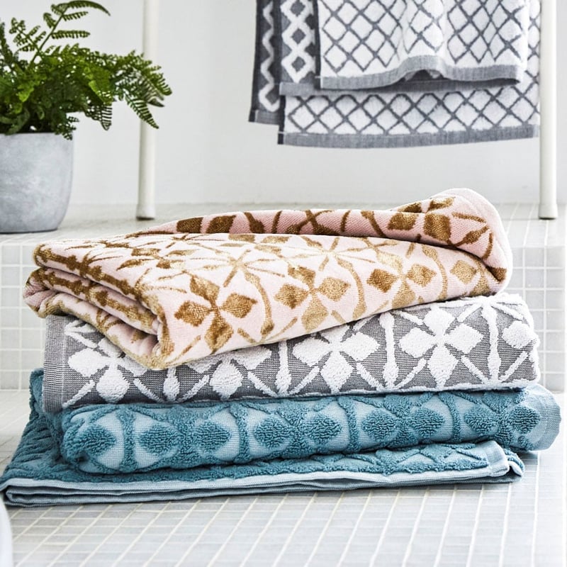 Marrakesh Textured White & Grey Towels