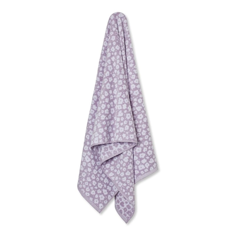 Daisy Lilac Towel Range