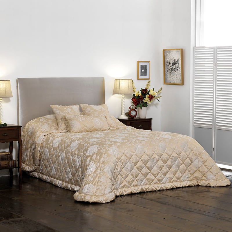 Isabel Cream Bedspread + Accessories