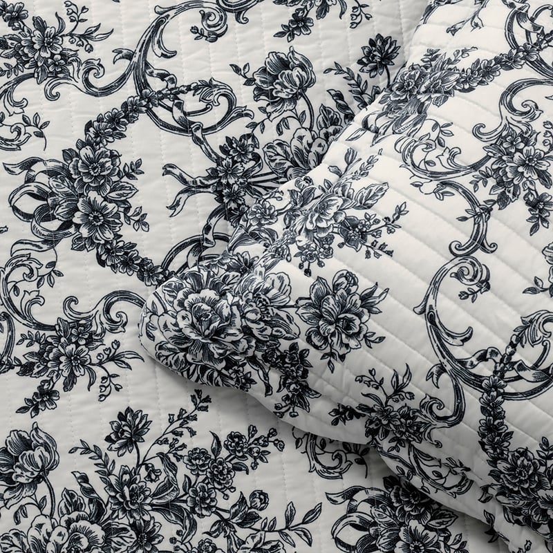Ashton Black Bedspread Set + Accessories