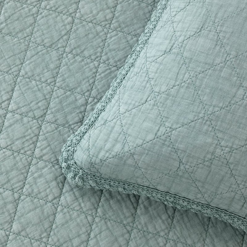 Tameeka Jade Coverlet Set + Accessories