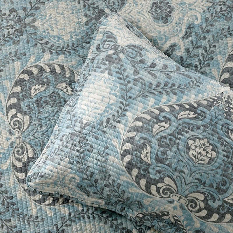 Braidwood Blue Bedspread Set + Accessories