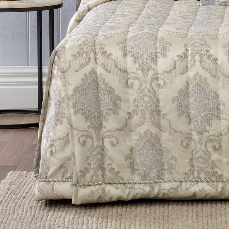 Dorset Taupe Bedspread + Accessories