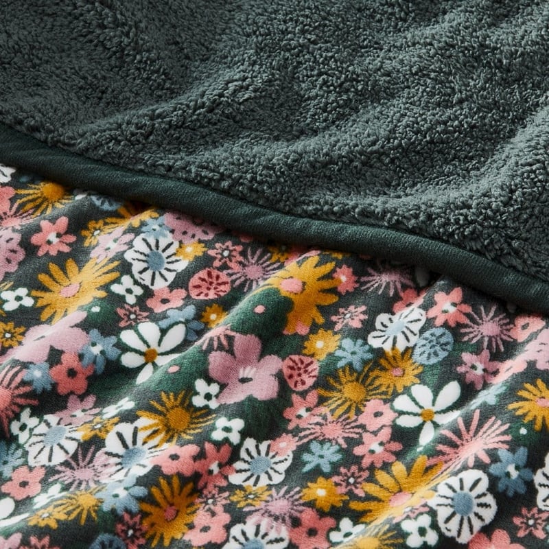 Sherpa Habitation Floral Blanket 