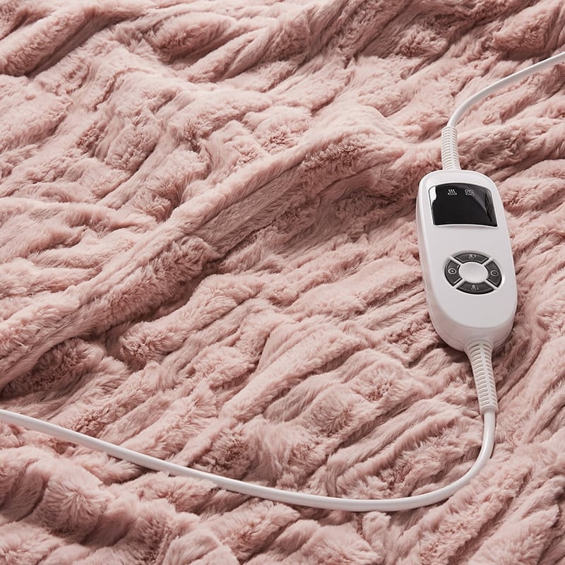 OLD Deluxe Pink Heated Faux Fur Blanket