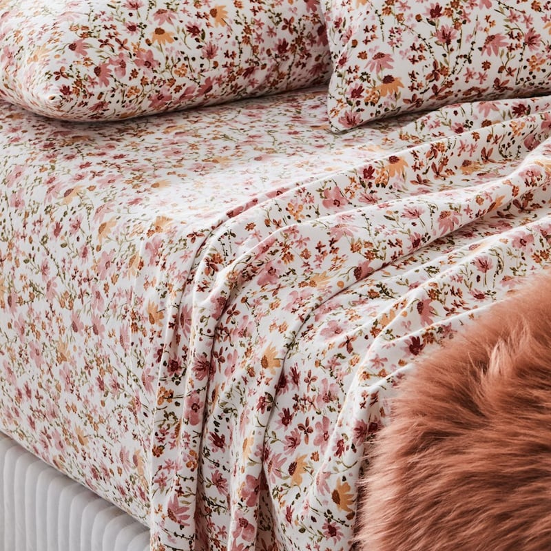 Printed Winter Floral Flannelette Sheet Set