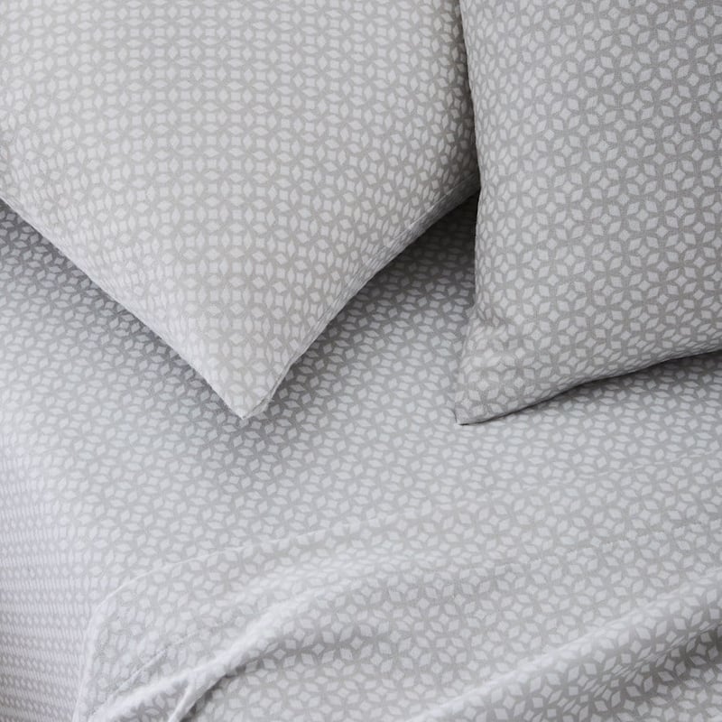 Printed Flannelette Silver Moroccan Quilt Cover Set + Pillowcases
