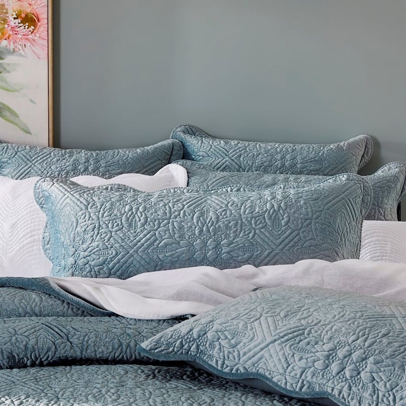 Vera Silver Blue Quilted Velvet Pillowcase