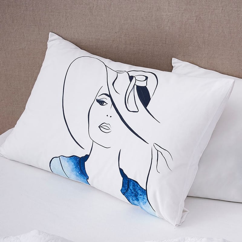Text Pillowcase Girl in Hat