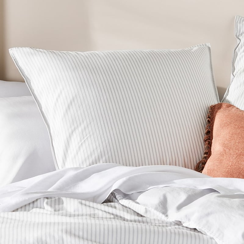 Stonewashed Printed Cotton Cloud Stripe Pillowcase