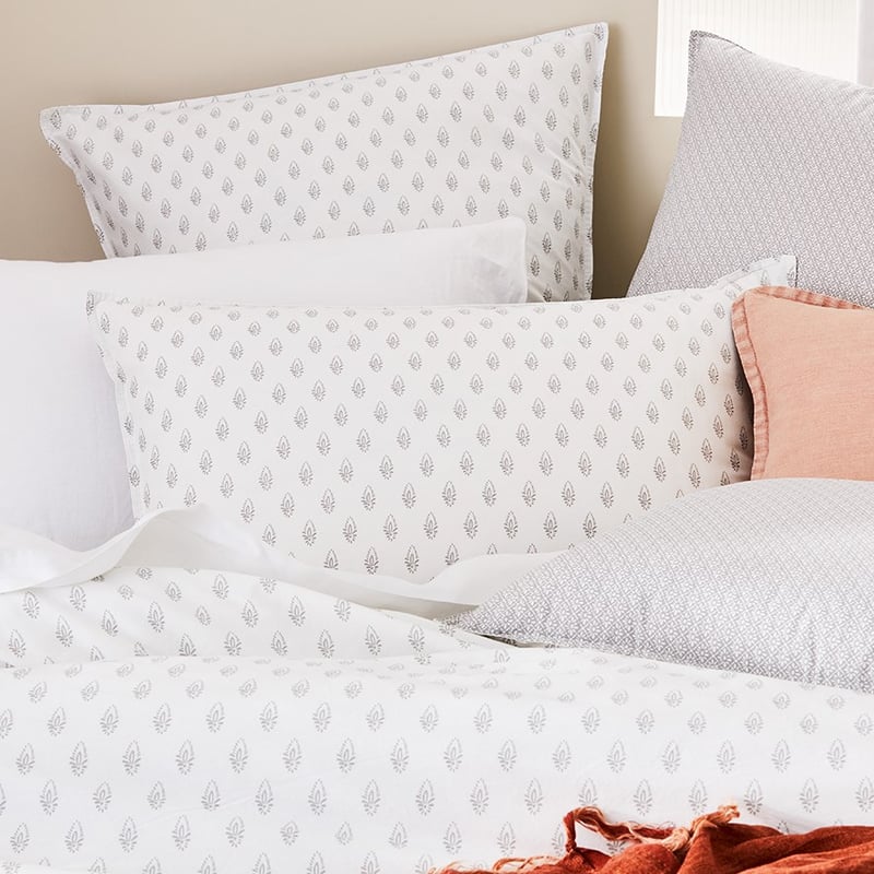 Stonewashed Printed Cotton Silver Woodblock Pillowcase