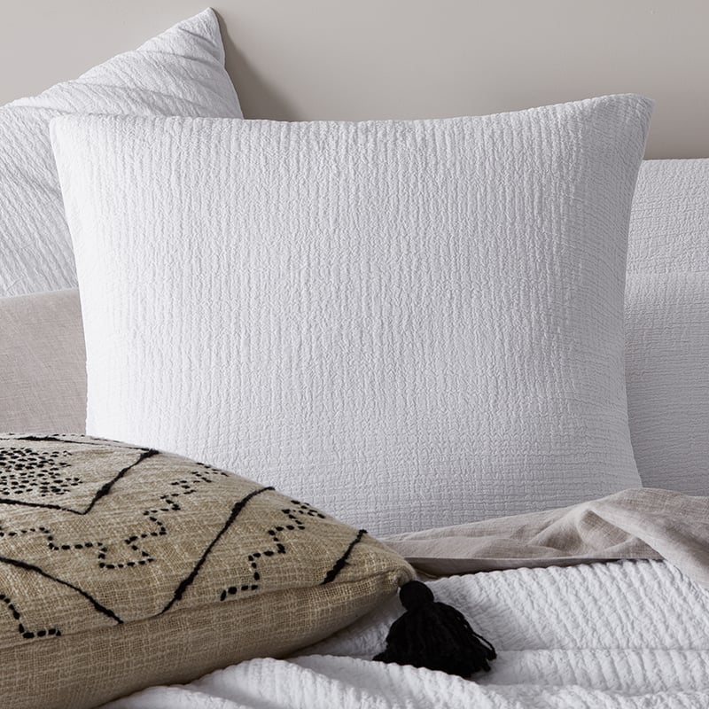 Scout Snow Pillowcase