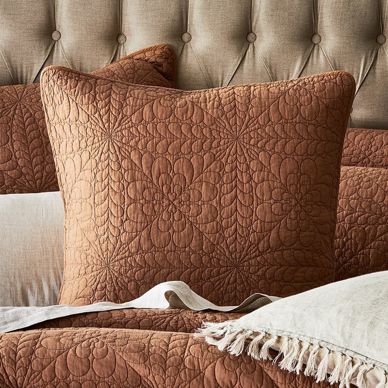 Daisy Quilted Earth Pillowcase