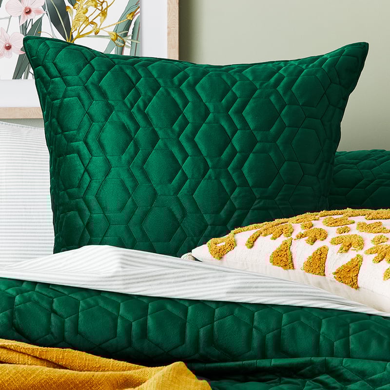 Neo Quilted Emerald Velvet Pillowcase