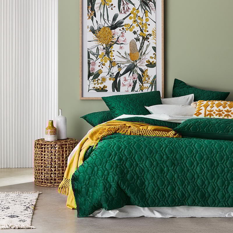 Neo Quilted Emerald Velvet Pillowcase