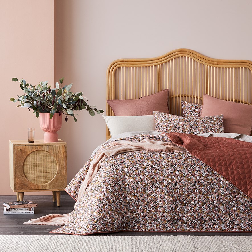 Retro Floral Pillowcase